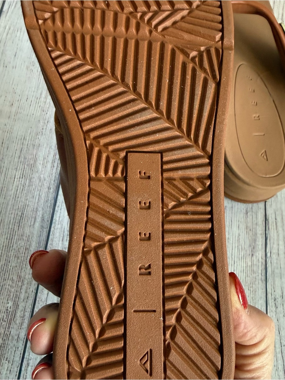 REEF Aura Serenity Platform Flip Flop Shoes 8 - Picture 9 of 9